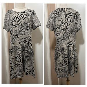 Victoria’s Secret Animal Print Short Sleeve Mini Dress Sz XL.
